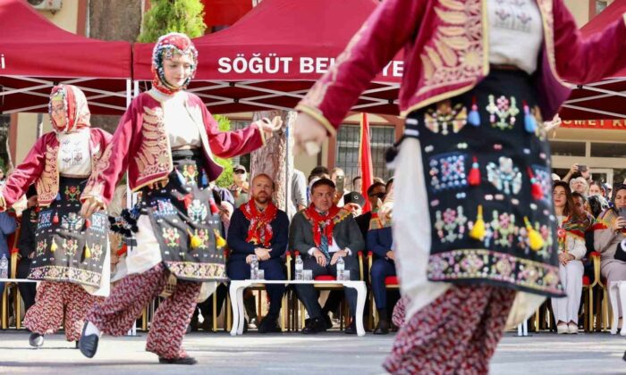Ertuğrul Gazi’yi Anma ve Yörük Şenliklerine yurdun dört bir yanından gelen Yörükler törenle karşılandı