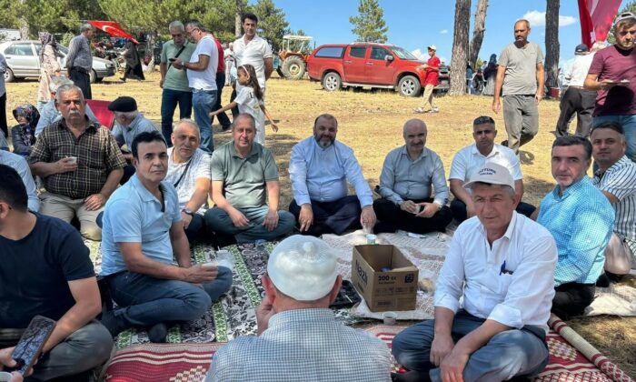 Gediz’de vatandaşlar berekete dualarla çağrı yaptı