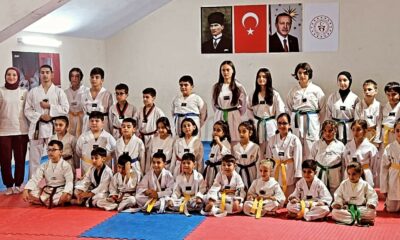 Eskişehir’de 40 taekwondo sporcusu kuşak atladı