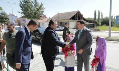 Vali Işın, Pazarlar’da yürütülen projeler ve yatırımları inceledi