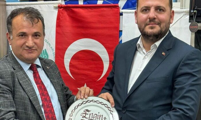AK Parti’den Yeni Sendika’ya Ziyaret