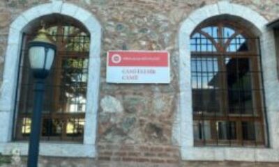 139 yıllık caminin kıbleye bakan duvarına yerleştirilen kombi tepki çekti