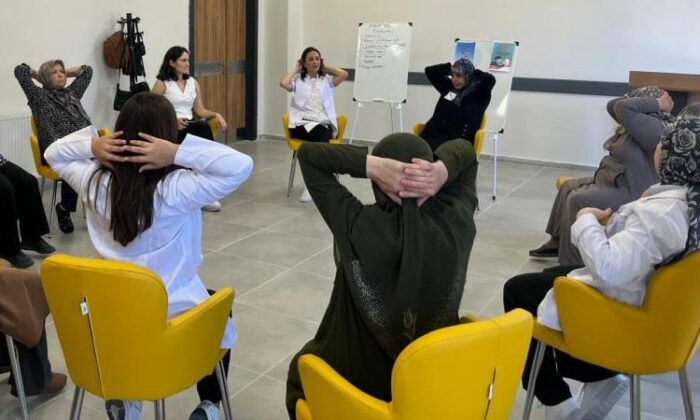 Yaşlılar için düzenlenen Geriatri Atölyeleri sürüyor