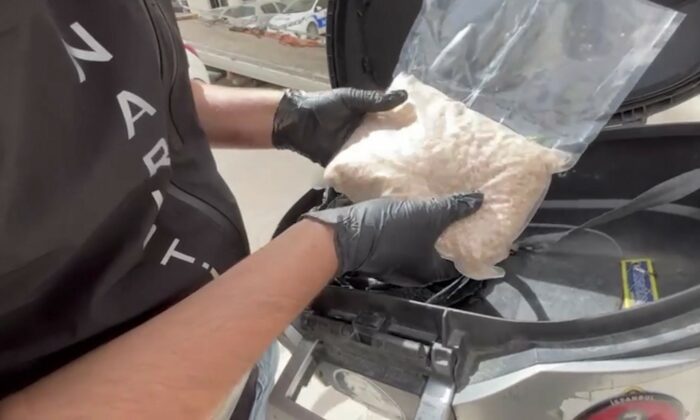 Eskişehir’de 150 kilo uyuşturucu üretilebilecek ham madde ele geçirildi