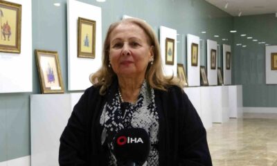 Sanatçı Ruhsar Özer, 53 minyatür eserini Kütahya’da sergiledi