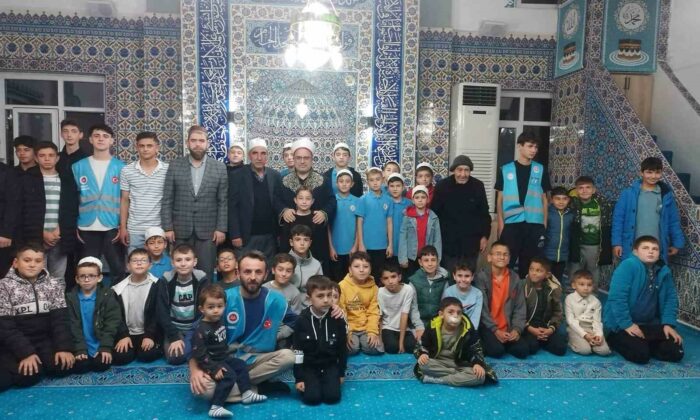 Emet’te “Çocuklarımız ve Gençlerimiz Ailece Camide Buluşuyor” temalı etkinlik