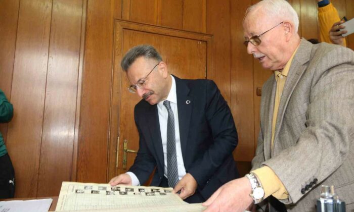 Vali Aksoy, Cumhuriyetin kuruluşundan beri hizmet veren asırlık işletmeyi ziyaret etti