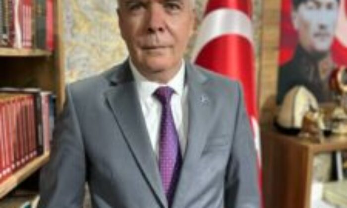 Candemir: Cumhuriyetin kazanımlarına sahip çıkmaya devam edeceğiz